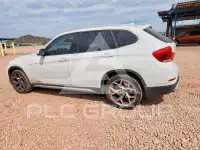 2015 BMW X1 фото
