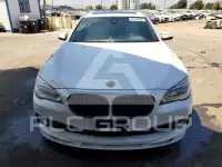 2015 BMW 750 фото