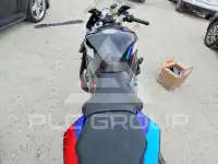 2015 BMW S1000 фото
