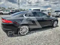 2015 Jaguar XF фото