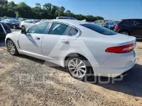 2015 Jaguar XF photo