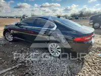 2015 Jaguar XF photo