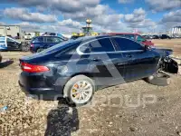 2015 Jaguar XF photo