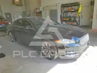 2015 Jaguar XJ photo