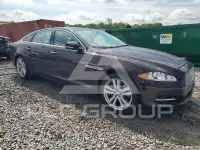 2015 Jaguar XJ photo