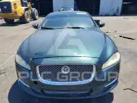 2015 Jaguar XJ photo