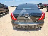 2015 Jaguar XJ photo