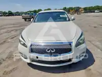 2015 Infinity Q70 фото
