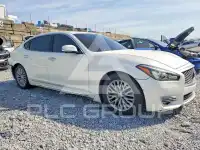 2015 Infinity Q70 фото