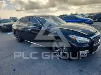 2015 Infinity Q70 photo