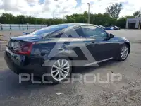 2015 Infinity Q60 photo