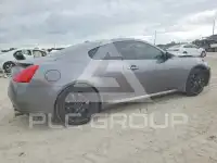2015 Infinity Q60 photo