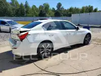 2015 Infinity Q50 фото