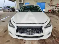 2015 Infinity Q50 фото