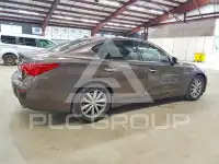 2015 Infinity Q50 фото