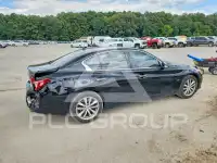 2015 Infinity Q50 фото