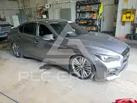 2015 Infinity Q50 photo