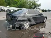 2015 Infinity Q50 фото