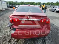 2015 Infinity Q50 фото