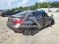 2015 Infinity Q50 фото