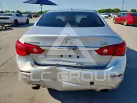 2015 Infinity Q50 фото