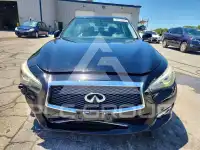 2015 Infinity Q50 фото
