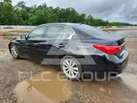 2015 Infinity Q50 фото