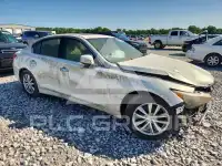 2015 Infinity Q50 фото