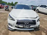 2015 Infinity Q50 photo