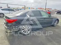 2015 Infinity Q50 photo