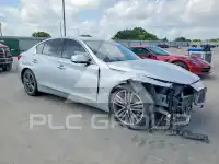 2015 Infinity Q50 фото