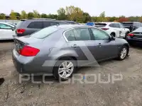 2015 Infinity Q40 фото