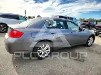 2015 Infinity Q40 photo