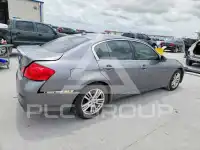 2015 Infinity Q40 photo