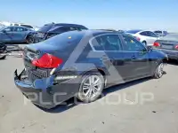2015 Infinity Q40 photo
