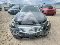 2015 Infinity Q40 фото
