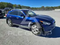 2015 Infinity QX70 photo
