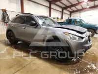 2015 Infinity QX70 фото