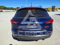 2015 Infinity QX70 photo