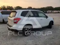 2015 Subaru Forester фото