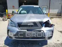 2015 Subaru Forester фото