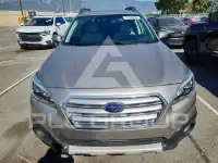 2015 Subaru Outback photo