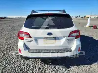 2015 Subaru Outback photo