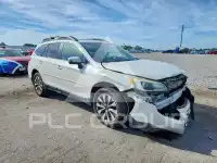 2015 Subaru Outback photo