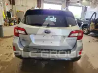2015 Subaru Outback photo