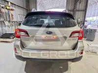 2015 Subaru Outback photo