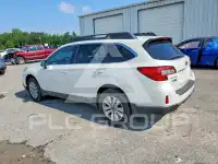 2015 Subaru Outback photo