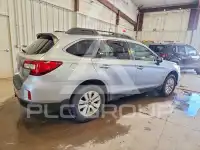 2015 Subaru Outback photo
