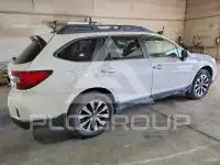 2015 Subaru Outback photo
