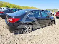 2015 Subaru Legacy фото